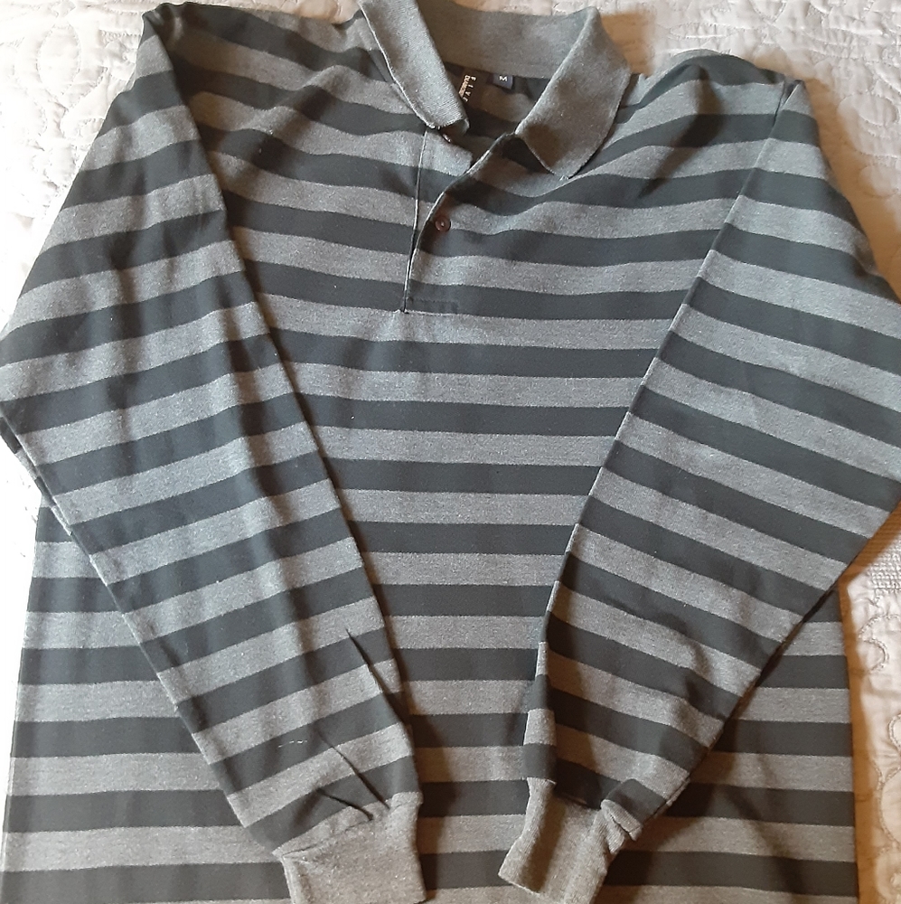 Five diamonds medium long sleeve shirt